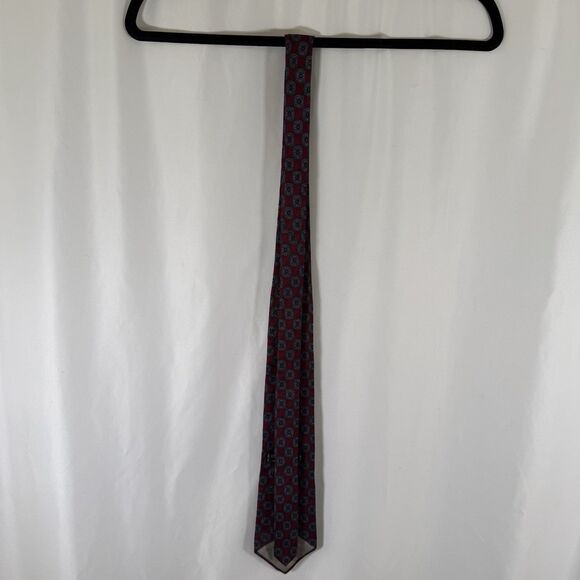 Christian Dior Tie Men's 58" Red Print All Silk Made USA 3.5" Wide - Picture 4 of 5